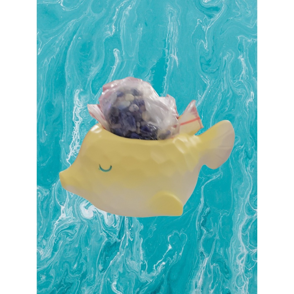 Blue Sea Spirit (蓝色海精灵) crystal figure.Pufferfish (or Boxfish) .